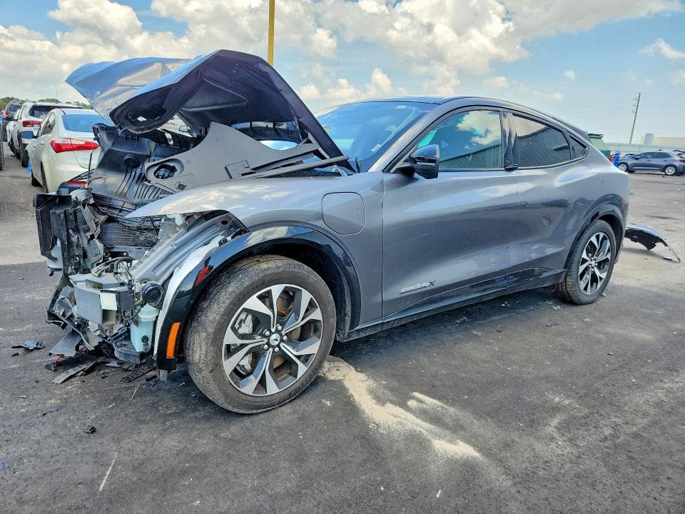 2023 FORD MUSTANG MACH-E PREMIUM - 1