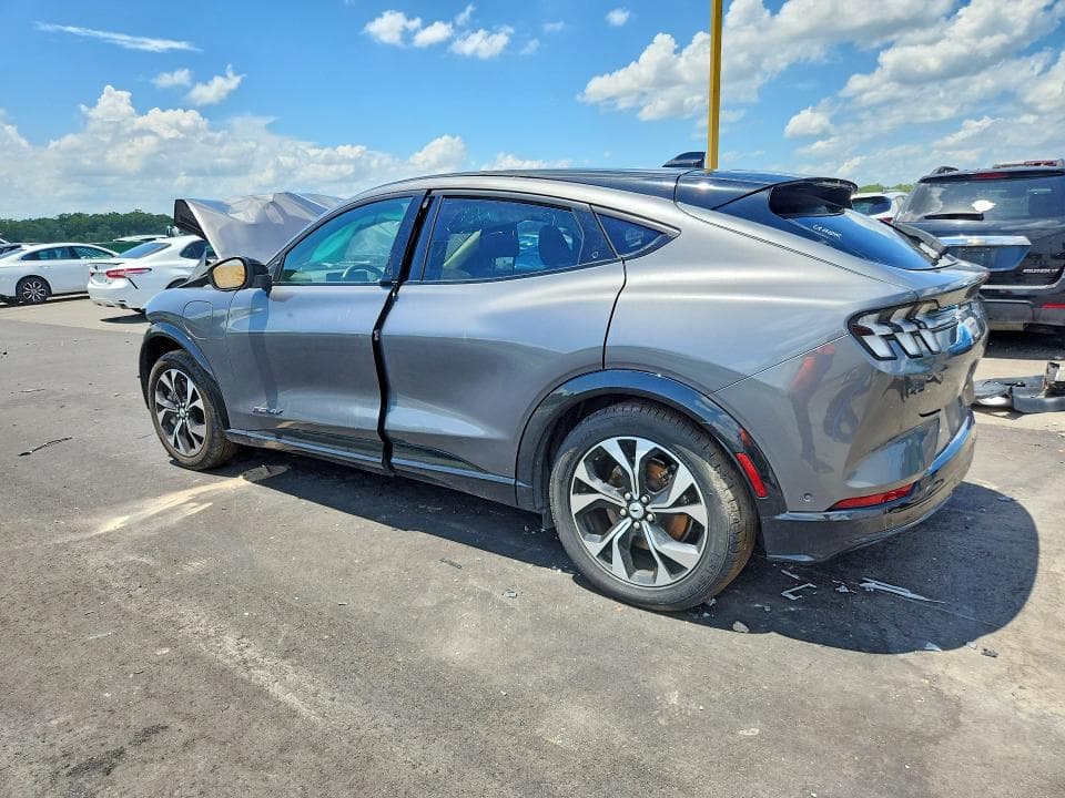2023 FORD MUSTANG MACH-E PREMIUM 2