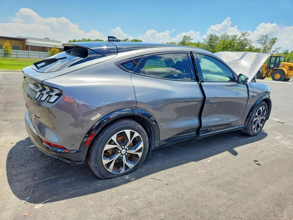 2023 FORD MUSTANG MACH-E PREMIUM 3
