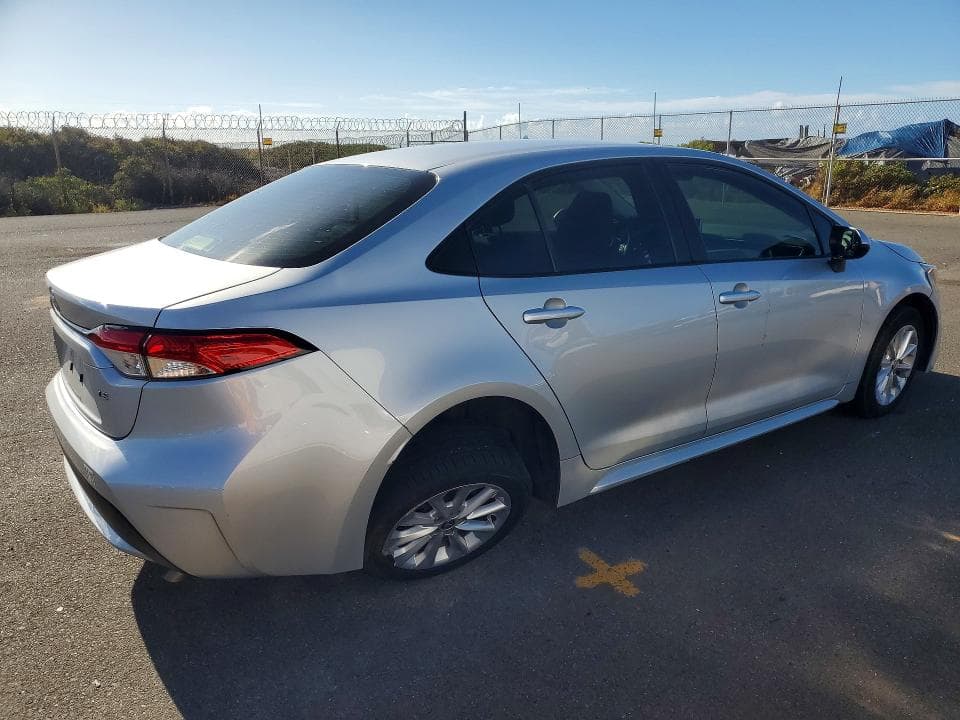 2021 TOYOTA COROLLA LE 3