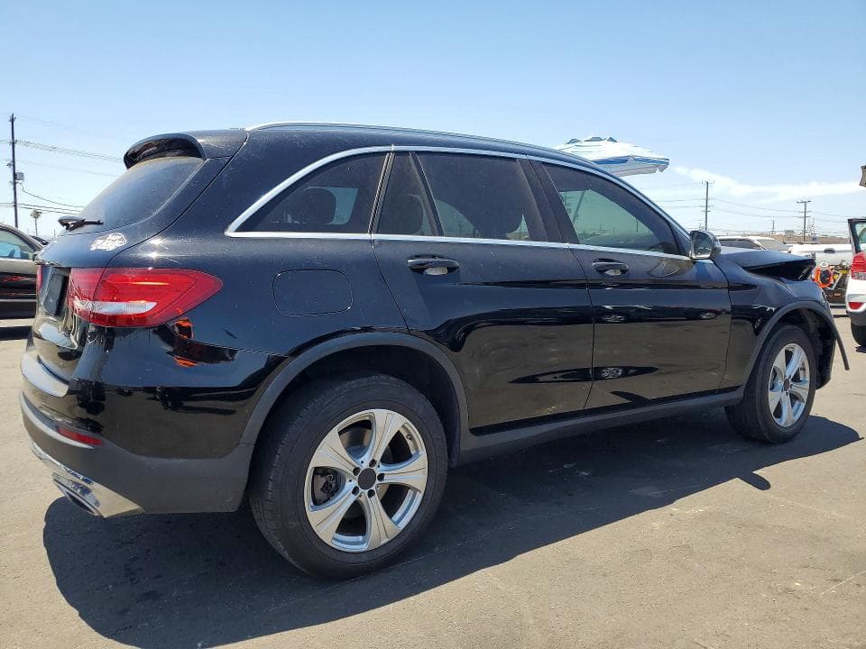 2018 MERCEDES-BENZ GLC 300 300 3