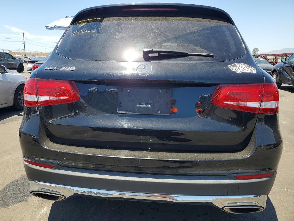 2018 MERCEDES-BENZ GLC 300 300 6