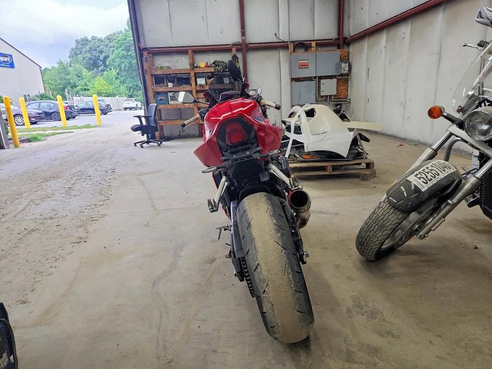 2024 HONDA CBR650 R 4
