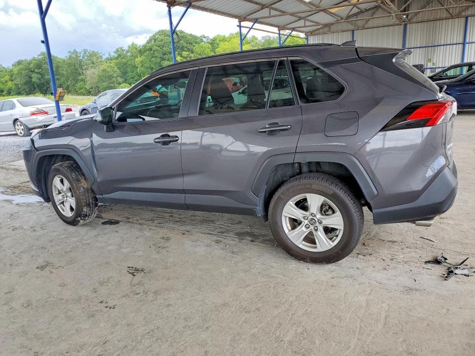 2021 TOYOTA RAV4 XLE XLE 2