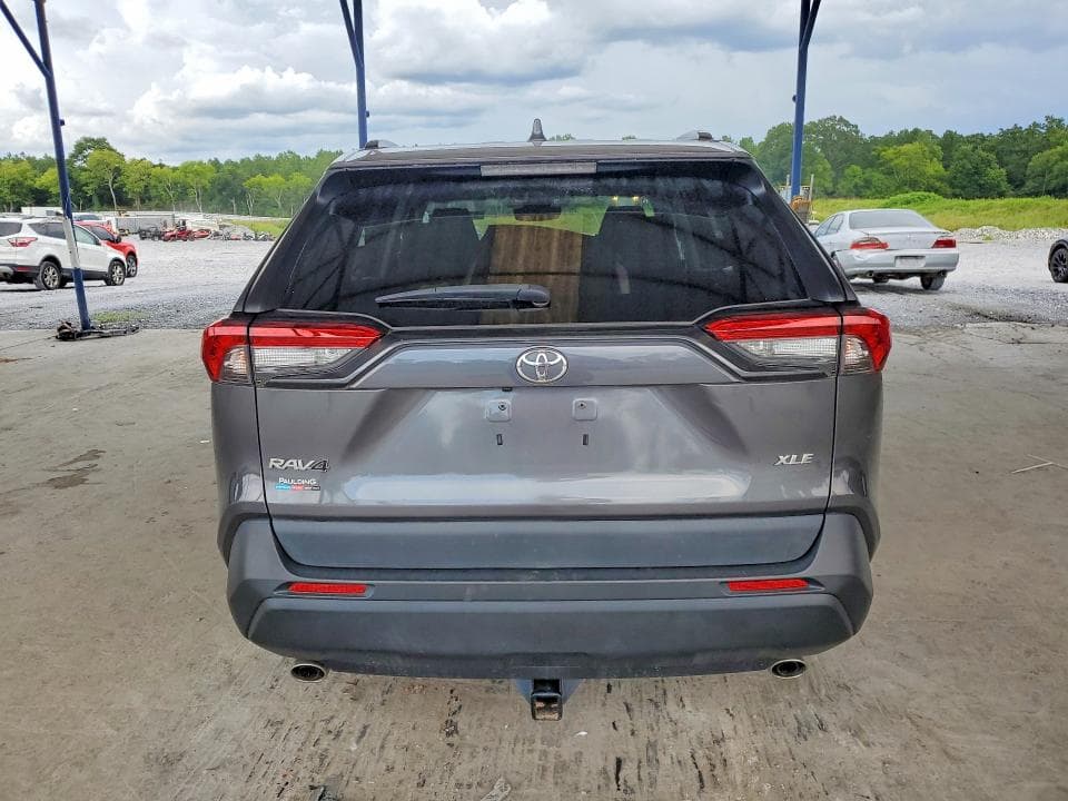 2021 TOYOTA RAV4 XLE XLE 6
