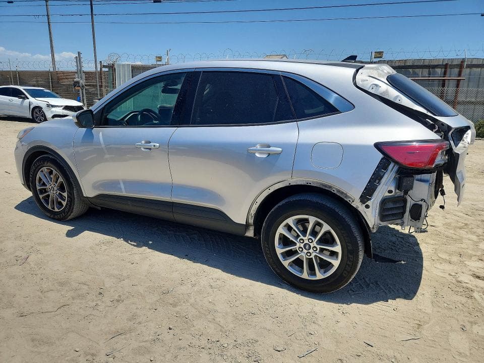 2020 FORD ESCAPE SE 2