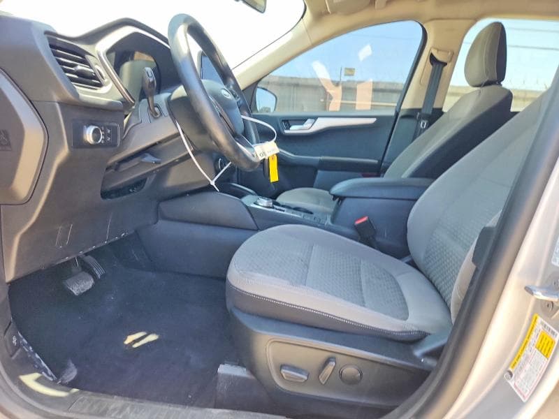 2020 FORD ESCAPE SE 7