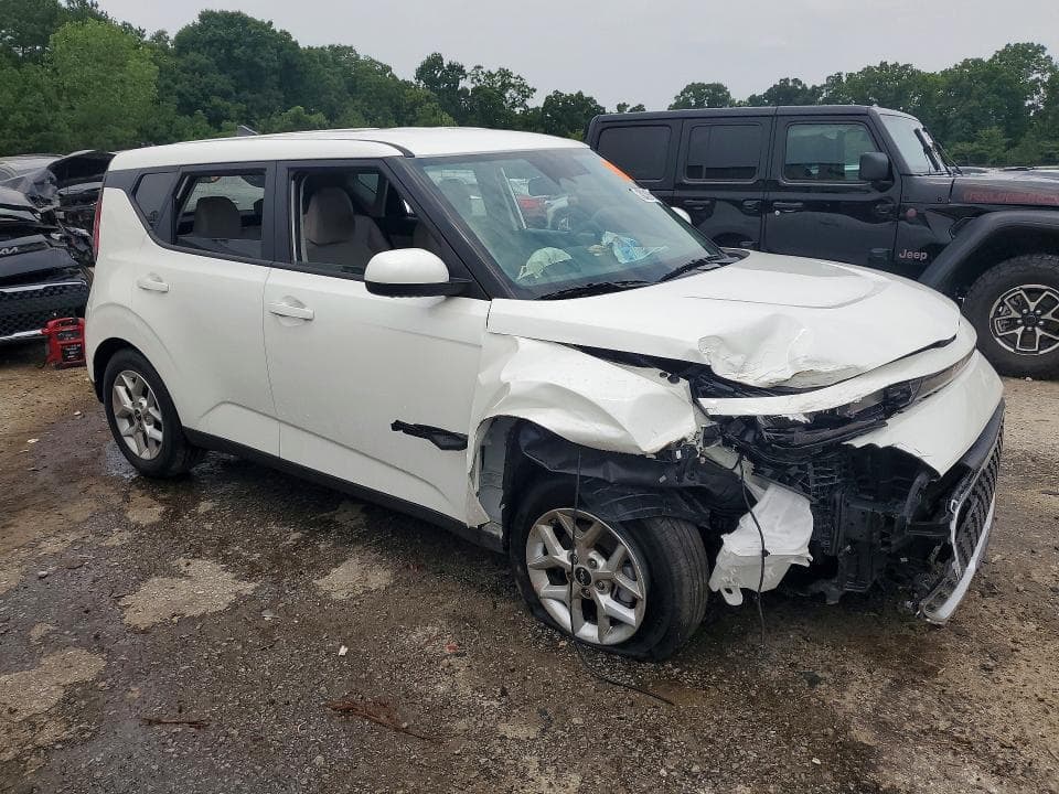 2025 KIA SOUL LX 4
