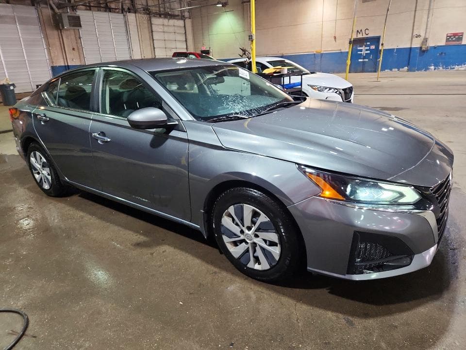 2023 NISSAN ALTIMA S 4