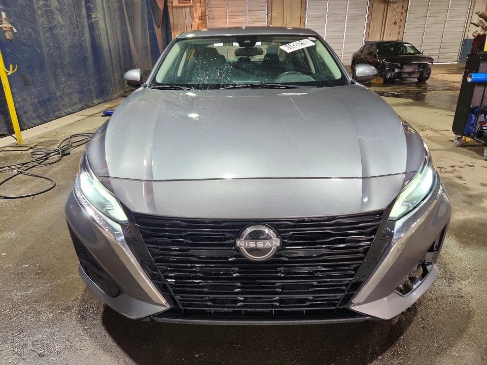 2023 NISSAN ALTIMA S 5