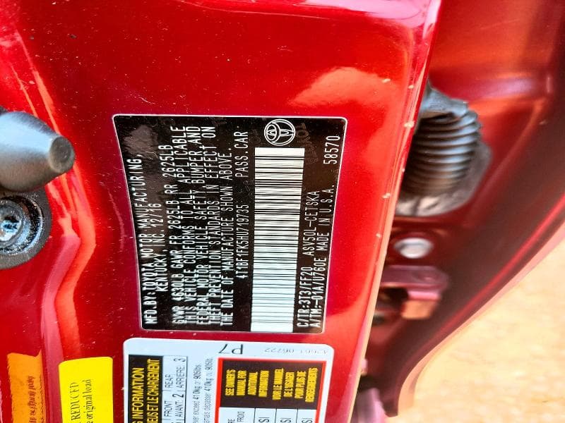 2017 TOYOTA CAMRY SE 12