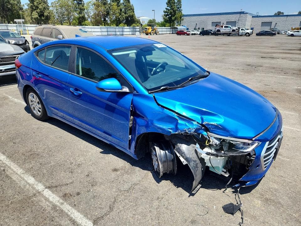 2017 HYUNDAI ELANTRA SE 4
