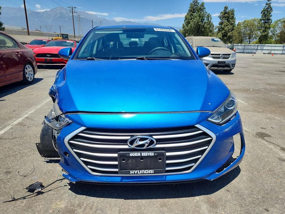 2017 HYUNDAI ELANTRA SE 5