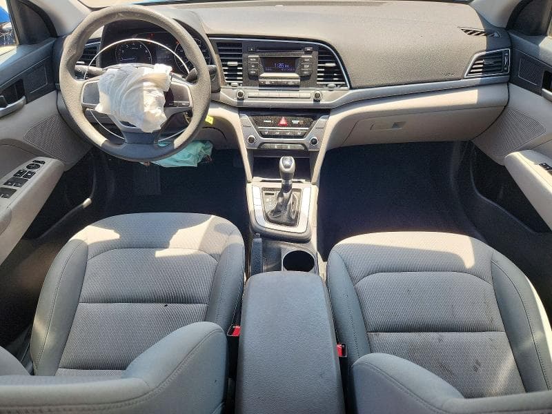 2017 HYUNDAI ELANTRA SE 8