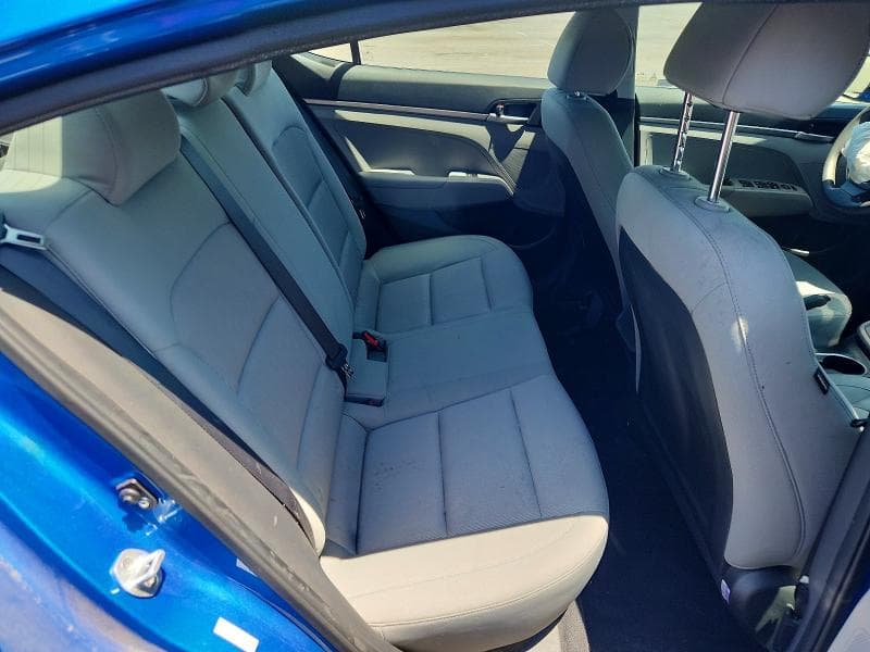 2017 HYUNDAI ELANTRA SE 10