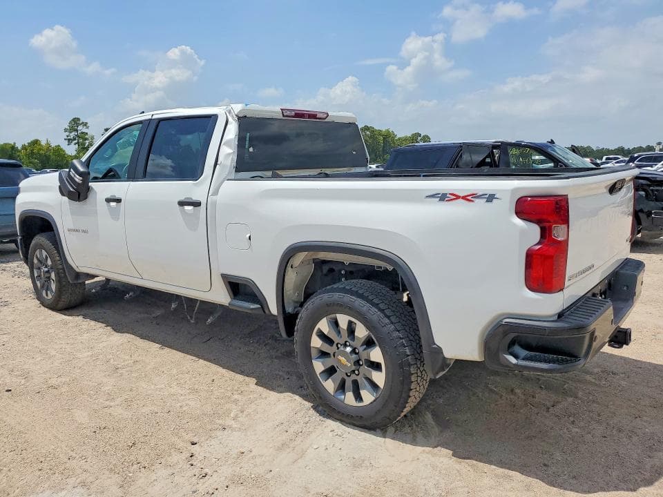 2024 CHEVROLET SILVERADO K2500 CUSTOM 2