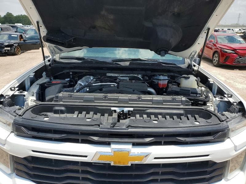 2024 CHEVROLET SILVERADO K2500 CUSTOM 12