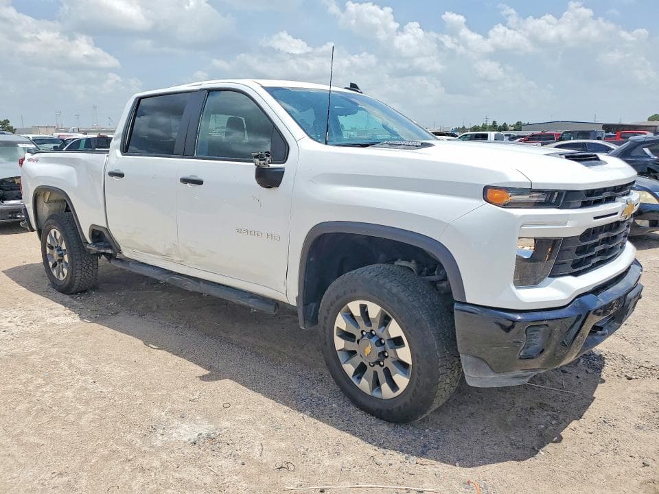 2024 CHEVROLET SILVERADO K2500 CUSTOM 4