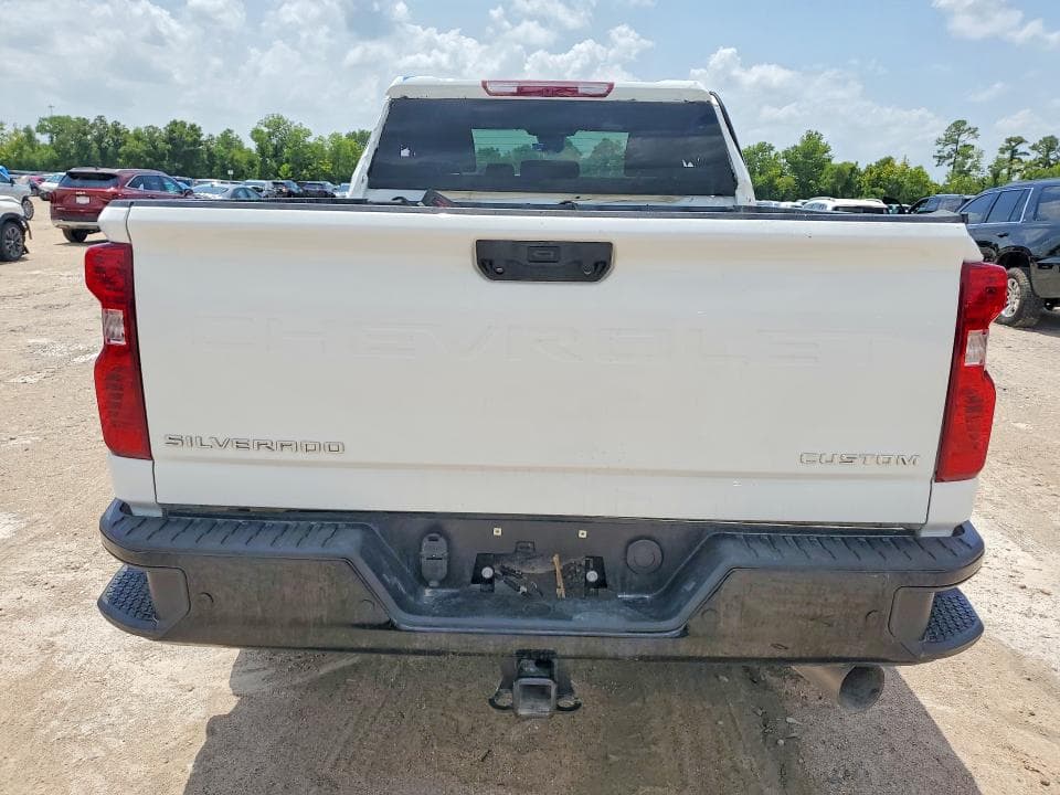 2024 CHEVROLET SILVERADO K2500 CUSTOM 6
