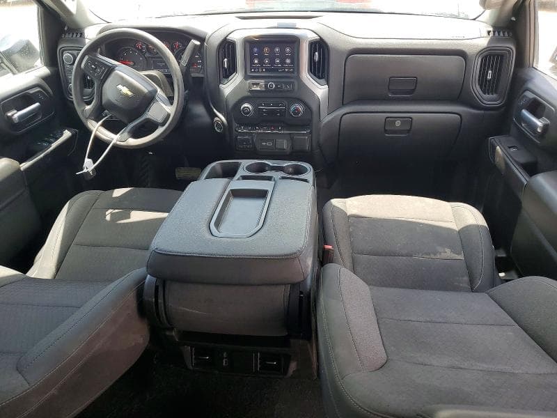 2024 CHEVROLET SILVERADO K2500 CUSTOM 8