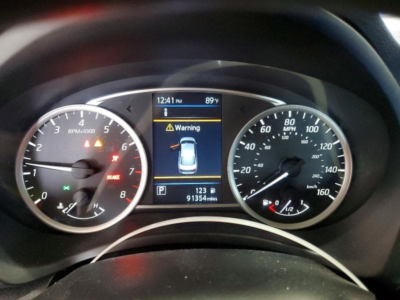2019 NISSAN SENTRA S S 9