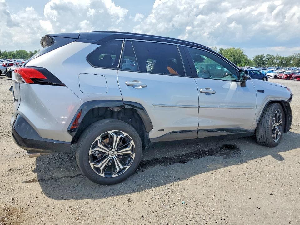 2024 TOYOTA RAV4 PRIME XSE 3
