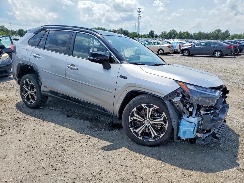2024 TOYOTA RAV4 PRIME XSE 4