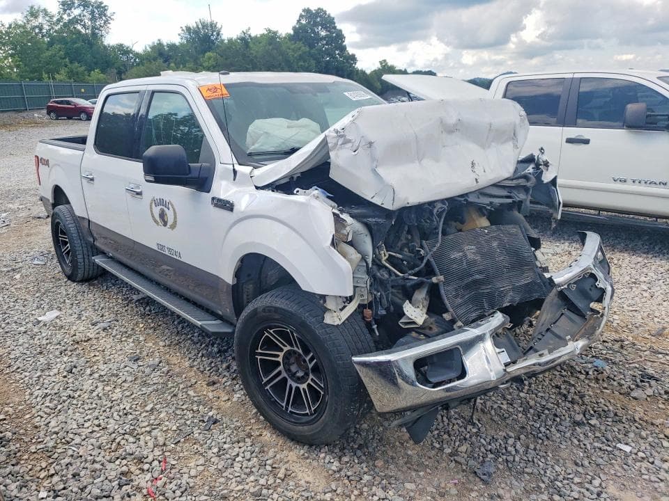2017 FORD F150 SUPERCREW 4
