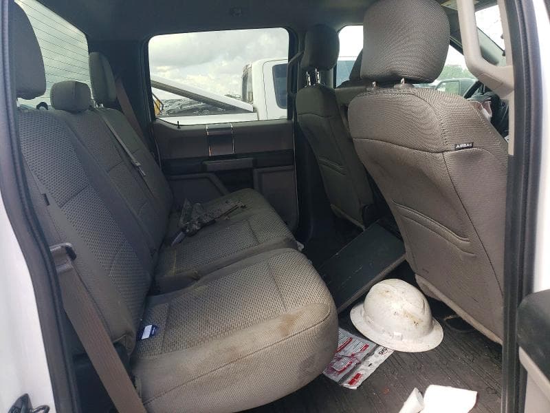 2017 FORD F150 SUPERCREW 10