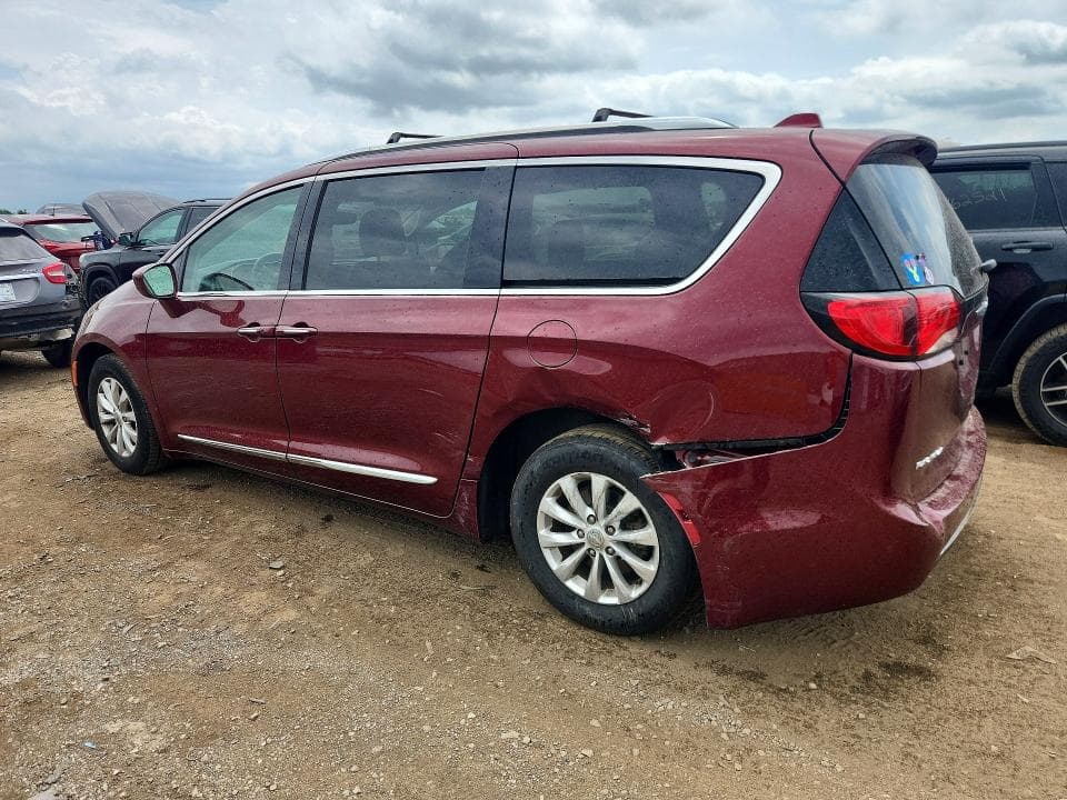 2019 CHRYSLER PACIFICA TOURING L 2