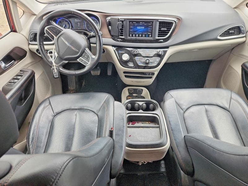 2019 CHRYSLER PACIFICA TOURING L 8