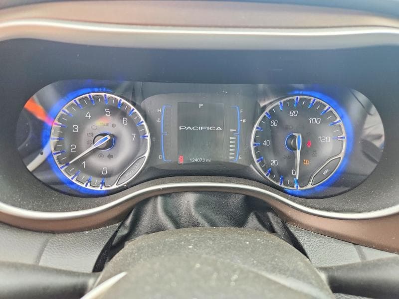 2019 CHRYSLER PACIFICA TOURING L 9