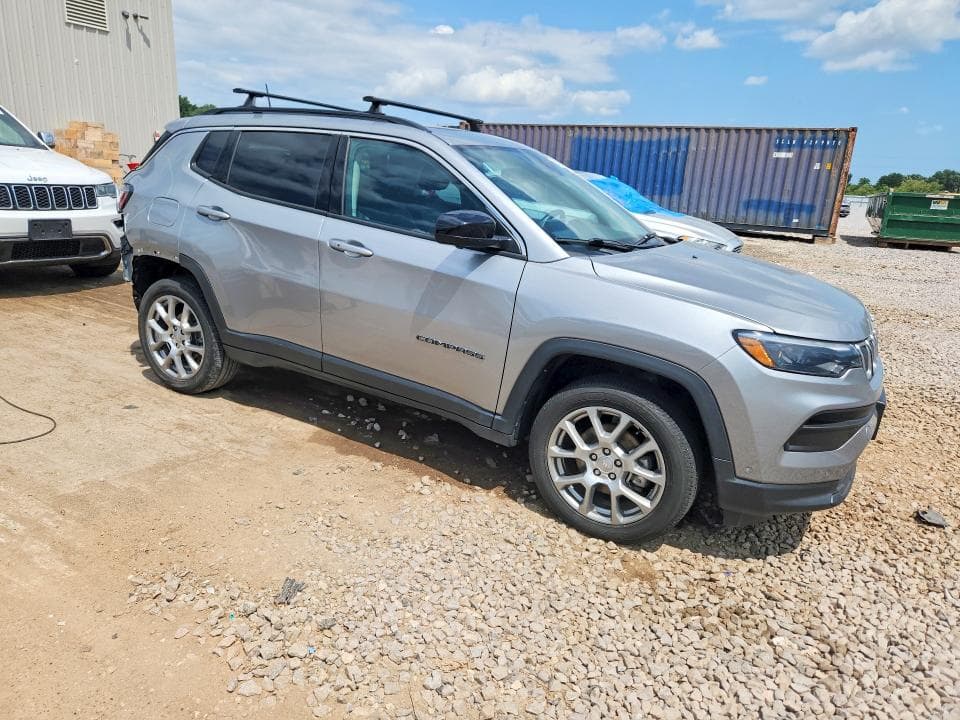 2022 JEEP COMPASS LATITUDE LUX 4