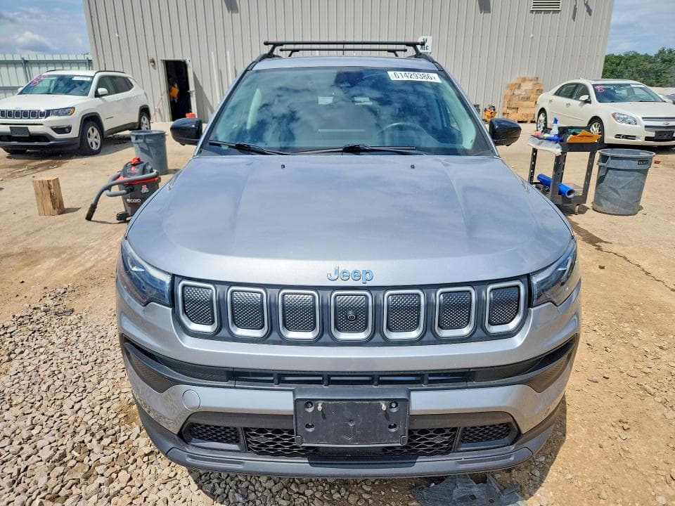 2022 JEEP COMPASS LATITUDE LUX 5