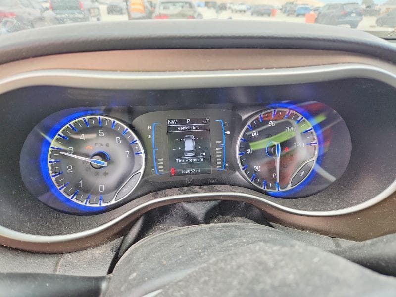 2017 CHRYSLER PACIFICA TOURING 9