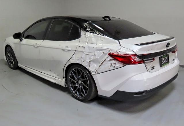 2025 TOYOTA CAMRY XSE 4