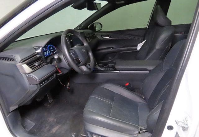 2025 TOYOTA CAMRY XSE 9