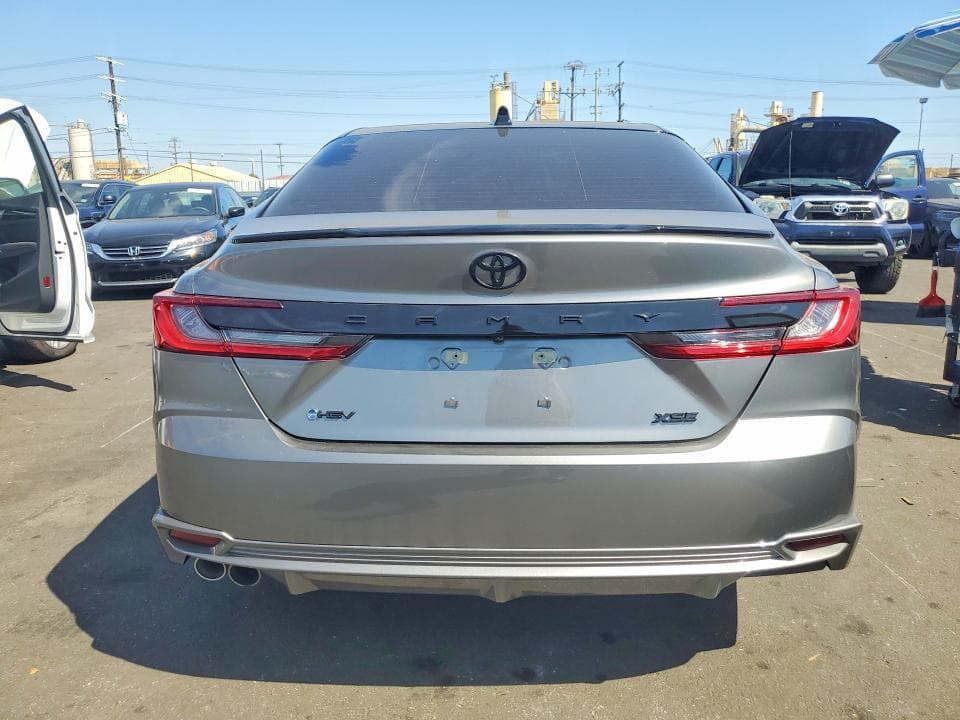 2026 TOYOTA CAMRY XSE 6