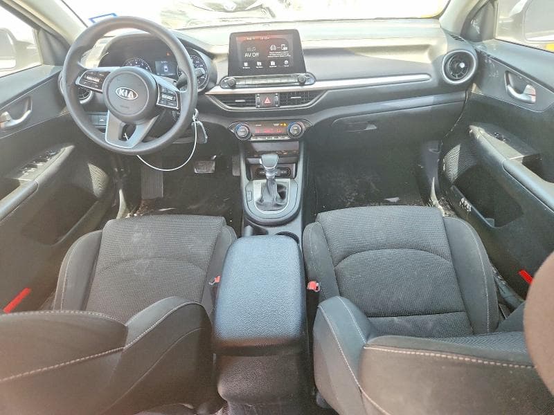 2019 KIA FORTE FE 8