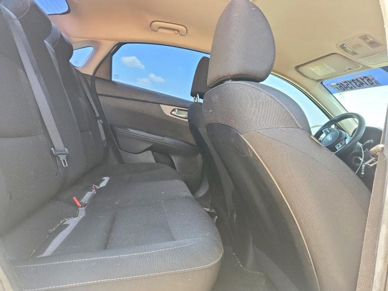 2019 KIA FORTE FE 10