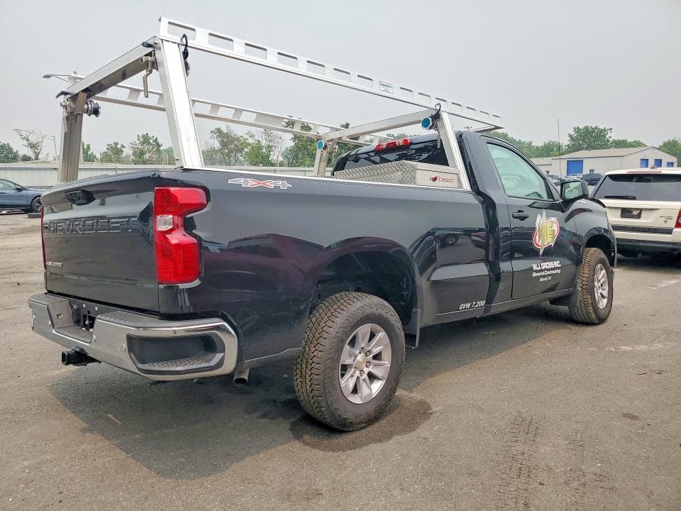 2026 CHEVROLET SILVERADO K1500 3