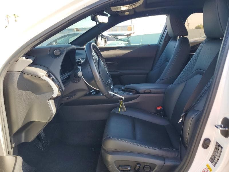 2019 LEXUS UX 200 7