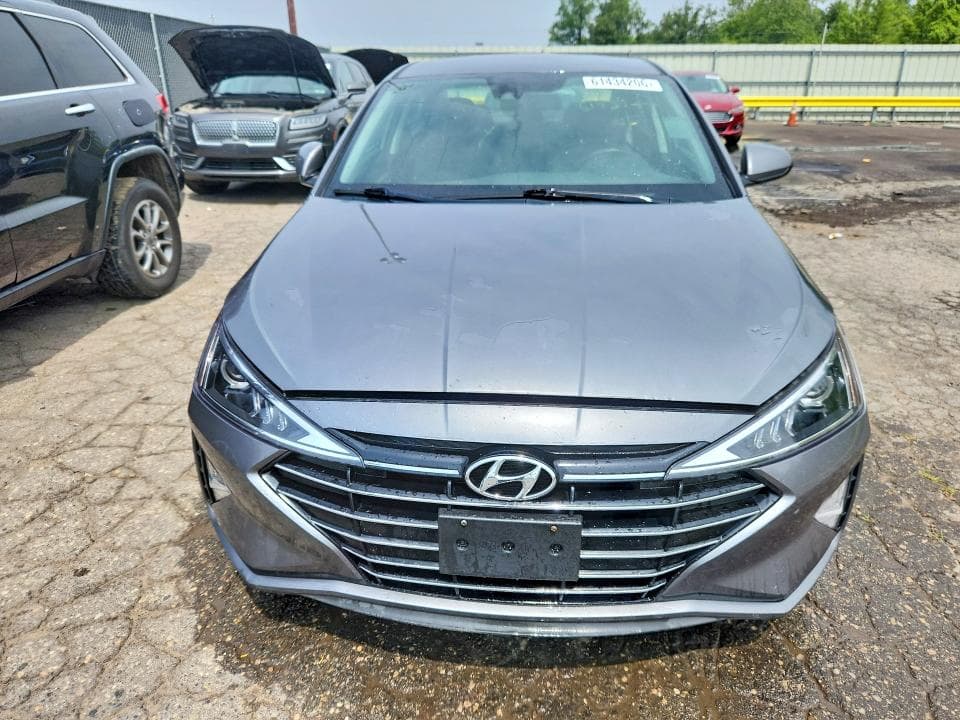 2019 HYUNDAI ELANTRA SEL 5