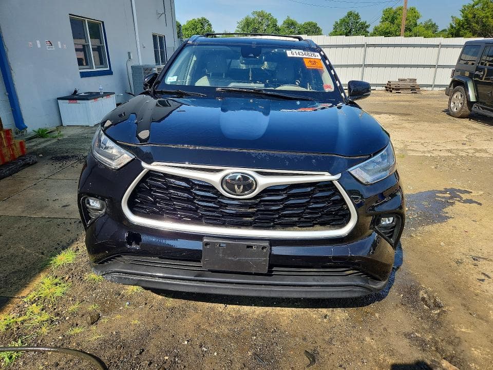 2020 TOYOTA HIGHLANDER XLE 5