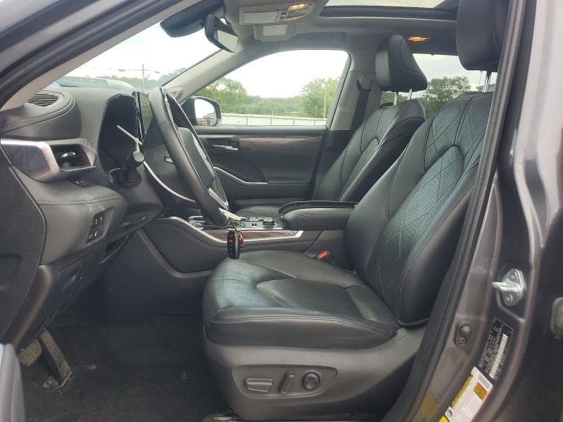2024 TOYOTA HIGHLANDER PLATINUM 7