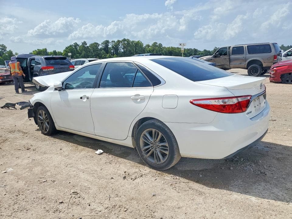 2017 TOYOTA CAMRY SE SE 2