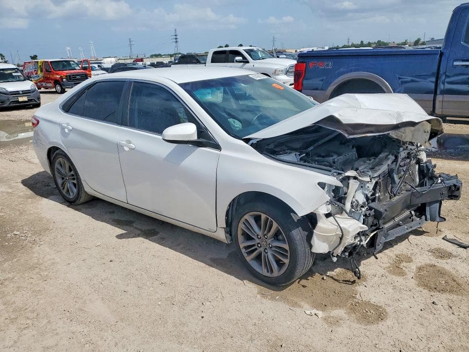 2017 TOYOTA CAMRY SE SE 4