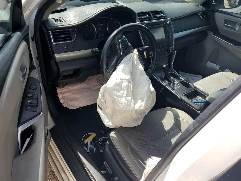 2017 TOYOTA CAMRY SE SE 8
