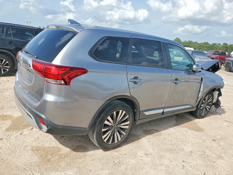 2019 MITSUBISHI OUTLANDER SE 3