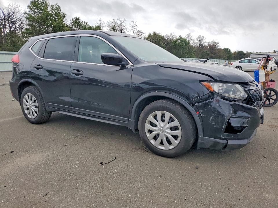 2017 NISSAN ROGUE S 4